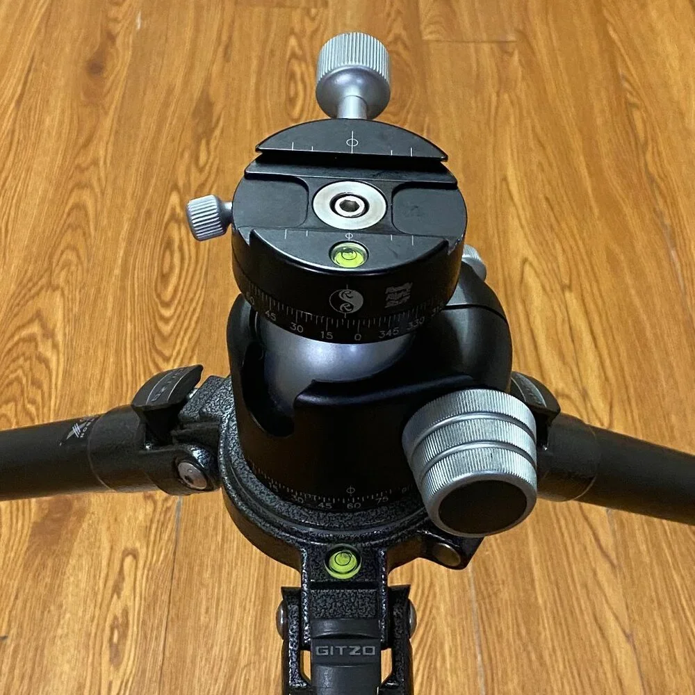 Gitzo GT3530LS Carbon Fiber Tripod Legs w/ RRS BH-55 Ball Head